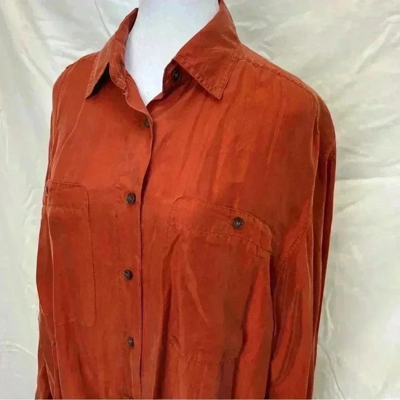 Express Tops - *Rare* 80’s/90’s Vintage Express silk burnt orange blouse.